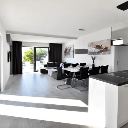 Holiday Alexandra By Interhome