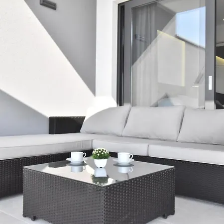 Holiday Alexandra By Interhome * Makarska